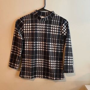 Long sleeve dress shirt